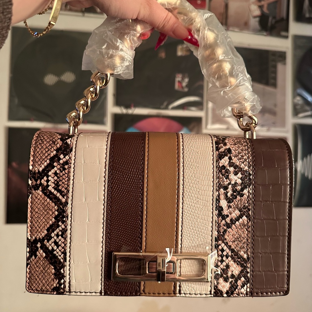 Chic Multi-Color Snakeskin and Leather Handbag